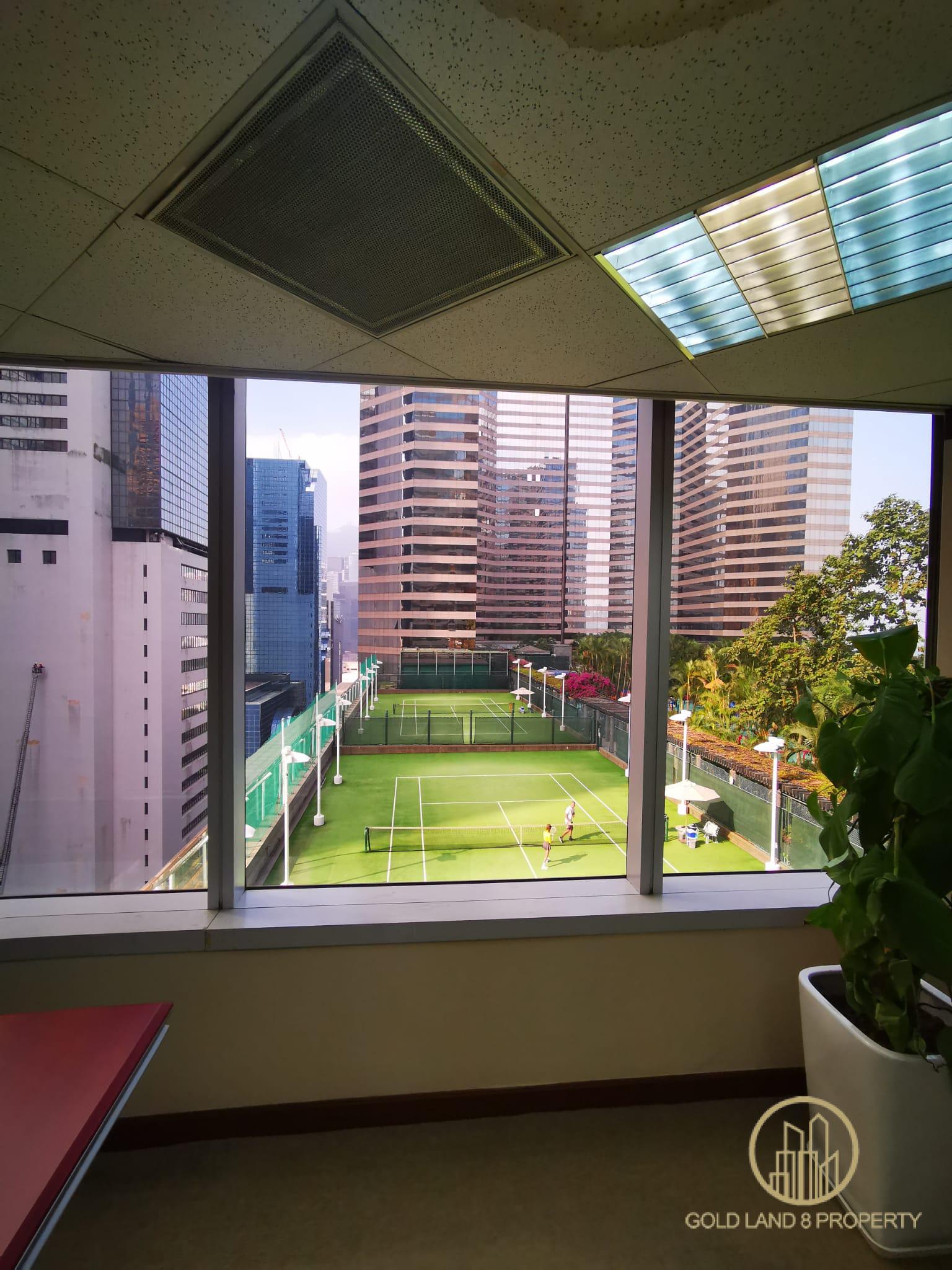 Convention Plaza Middle Floor Room 07 Convention Plaza Middle Floor Room 07