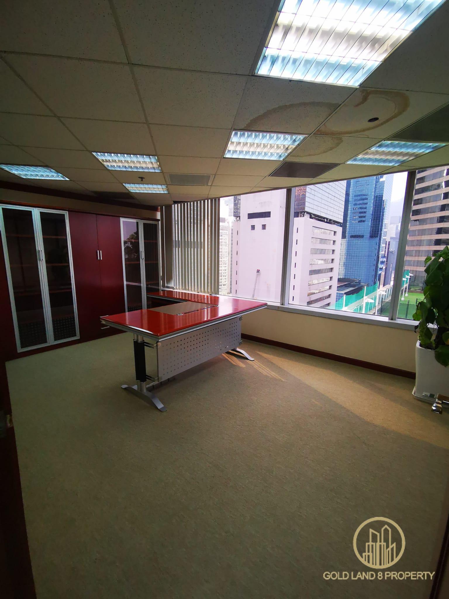 Convention Plaza Middle Floor Room 07 Convention Plaza Middle Floor Room 07