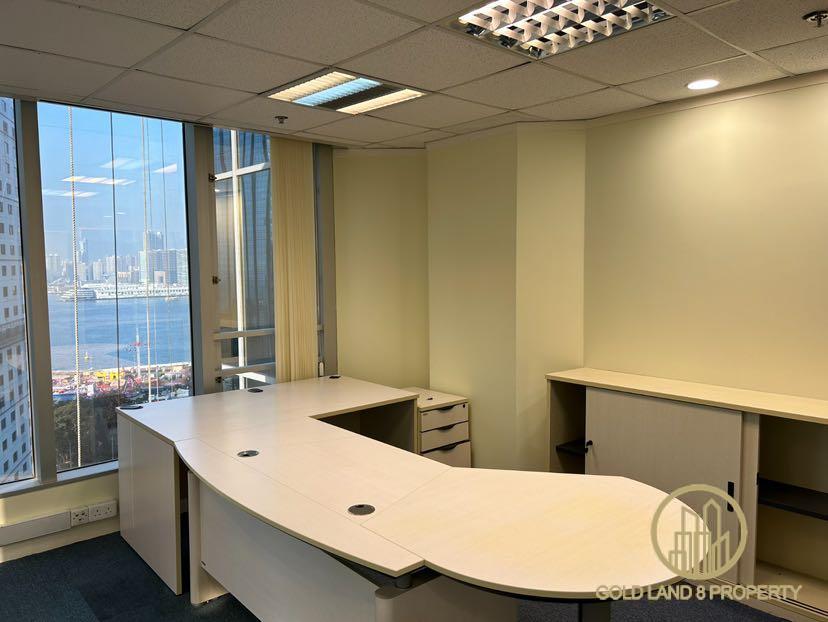 Lippo Center in Admiralty, Hong Kong