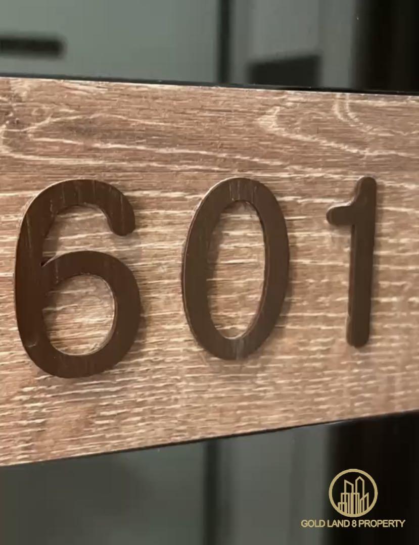 217-218 Gloucester Road