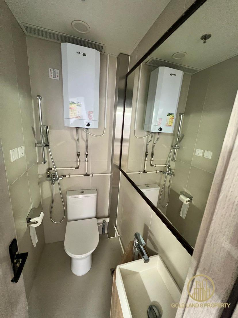 217-218 Gloucester Road