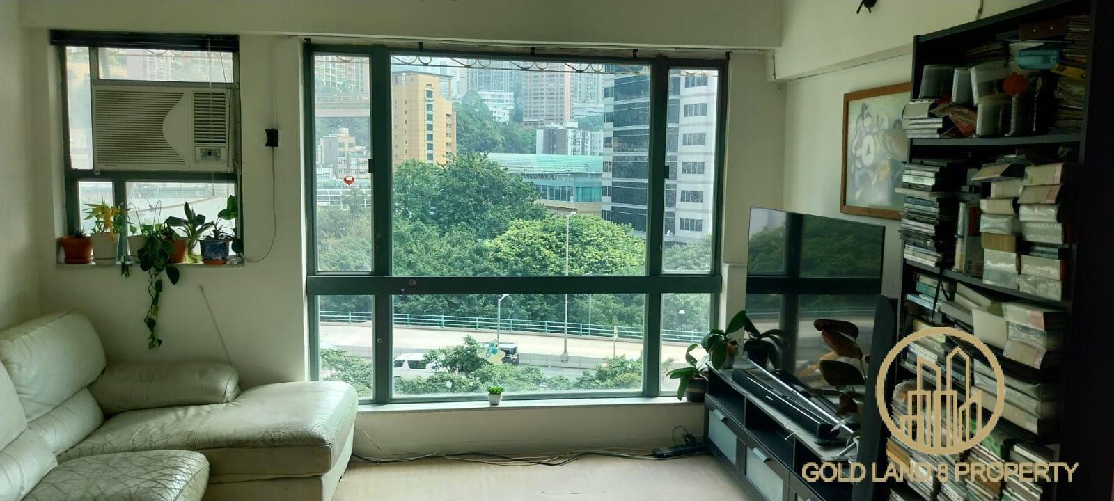 摩理臣山道76号
