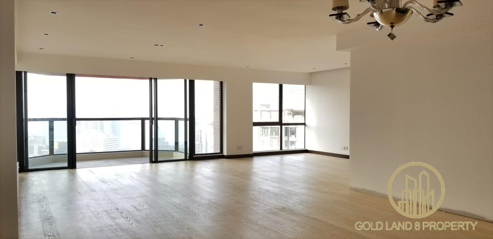 28a90ea4-921b-45ae-8882-539e40cc70e5